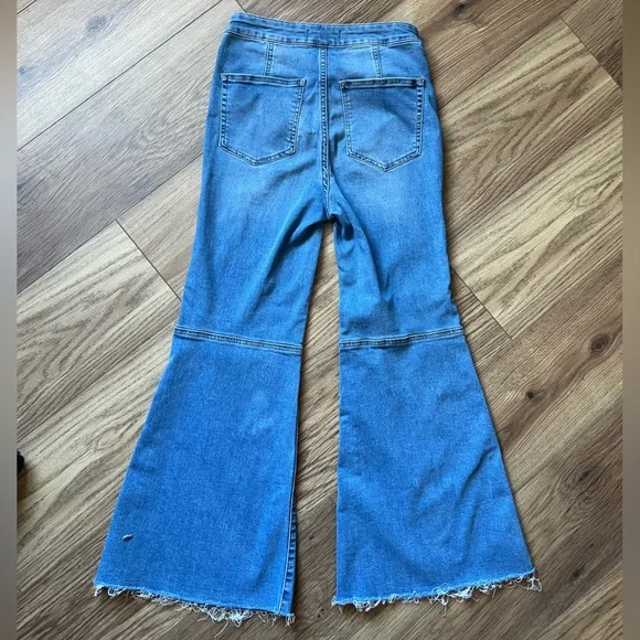 We The Free Free People Flare Blue Denim Jeans - Picture 2 of 5